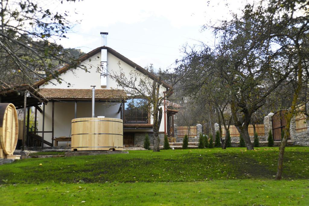 Villa Jrhogher 迪利然 外观 照片